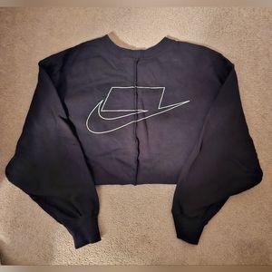 Nike crew neck sweater
